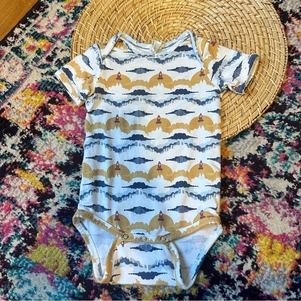 Kate Quinn Bamboo Rockets Short Sleeve Bodysuit